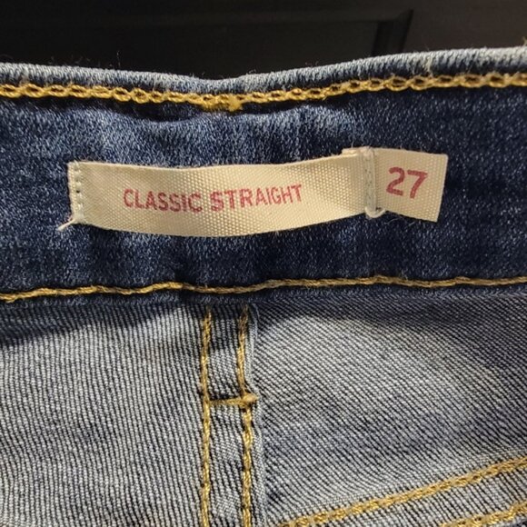 Classic Blue Women's Jeans - Picture 5 of 6